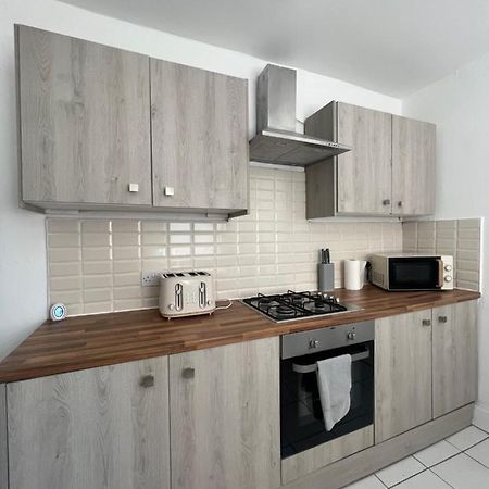 הוילה ליברפול Large 3 Bed - 10 Mins To Centre מראה חיצוני תמונה